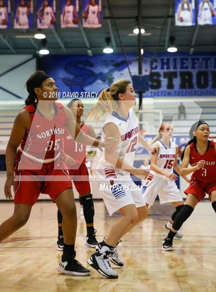 Thumbnail 3 in Bixby vs. Northside (Sapulpa Christmas Classic) photogallery.