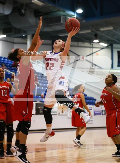 Thumbnail 3 in Bixby vs. Northside (Sapulpa Christmas Classic) photogallery.
