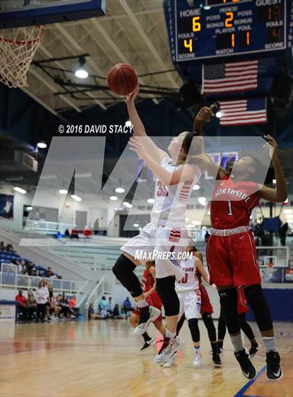 Thumbnail 2 in Bixby vs. Northside (Sapulpa Christmas Classic) photogallery.