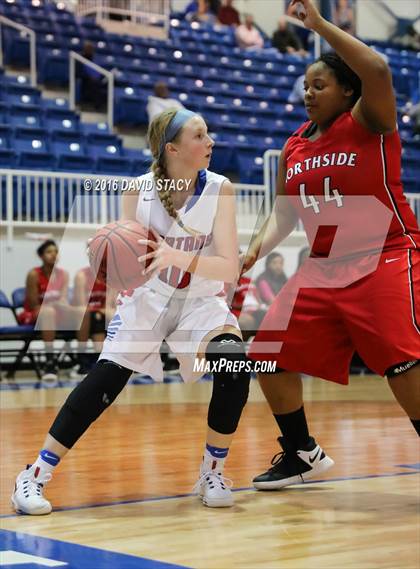 Thumbnail 2 in Bixby vs. Northside (Sapulpa Christmas Classic) photogallery.