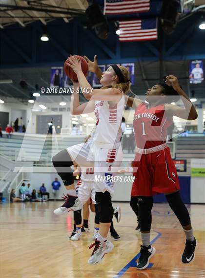 Thumbnail 1 in Bixby vs. Northside (Sapulpa Christmas Classic) photogallery.