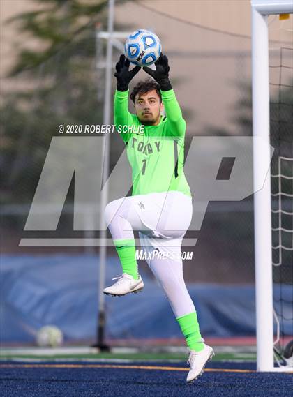 Thumbnail 3 in Tokay vs. Oak Ridge (CIF SJS D1 Semifinal) photogallery.