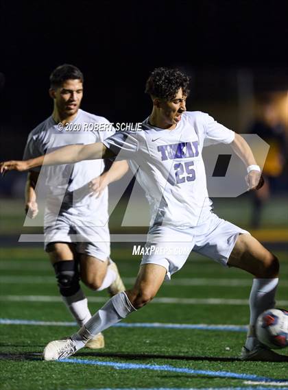 Thumbnail 2 in Tokay vs. Oak Ridge (CIF SJS D1 Semifinal) photogallery.