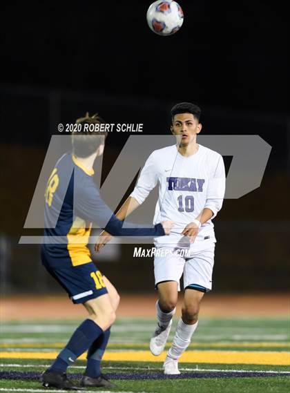 Thumbnail 3 in Tokay vs. Oak Ridge (CIF SJS D1 Semifinal) photogallery.