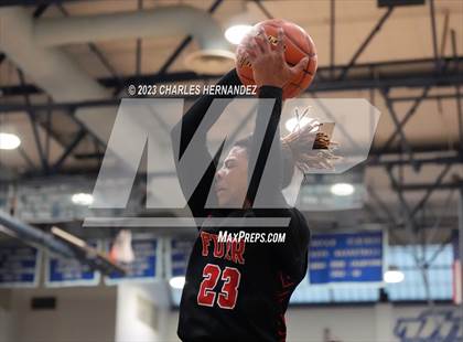 Thumbnail 3 in Furr vs Silsbee (UIL 4A Region III Semifinal) photogallery.