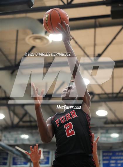 Thumbnail 1 in Furr vs Silsbee (UIL 4A Region III Semifinal) photogallery.
