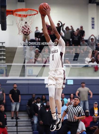 Thumbnail 3 in Furr vs Silsbee (UIL 4A Region III Semifinal) photogallery.