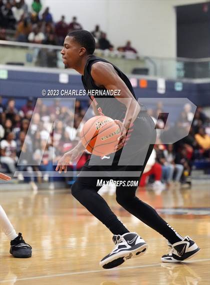 Thumbnail 2 in Furr vs Silsbee (UIL 4A Region III Semifinal) photogallery.