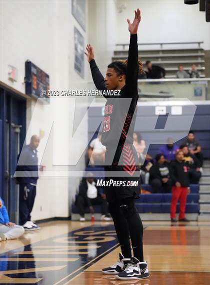 Thumbnail 1 in Furr vs Silsbee (UIL 4A Region III Semifinal) photogallery.