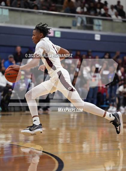 Thumbnail 3 in Furr vs Silsbee (UIL 4A Region III Semifinal) photogallery.