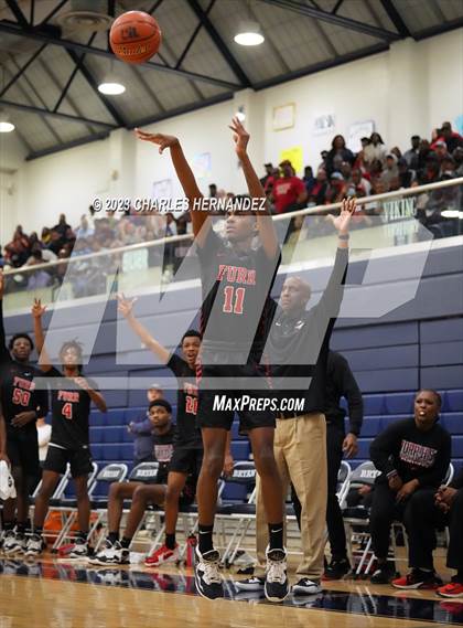 Thumbnail 2 in Furr vs Silsbee (UIL 4A Region III Semifinal) photogallery.