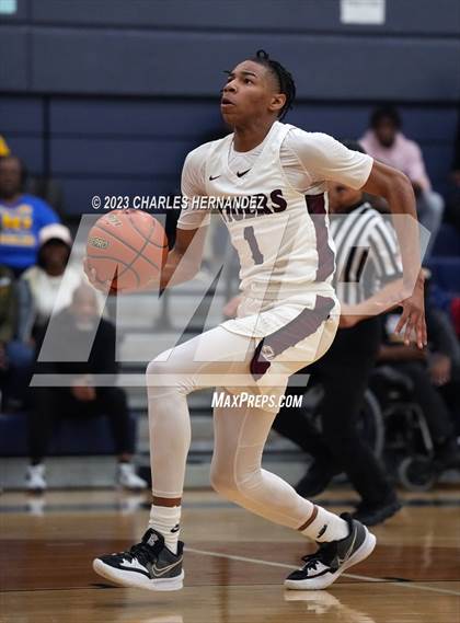 Thumbnail 3 in Furr vs Silsbee (UIL 4A Region III Semifinal) photogallery.