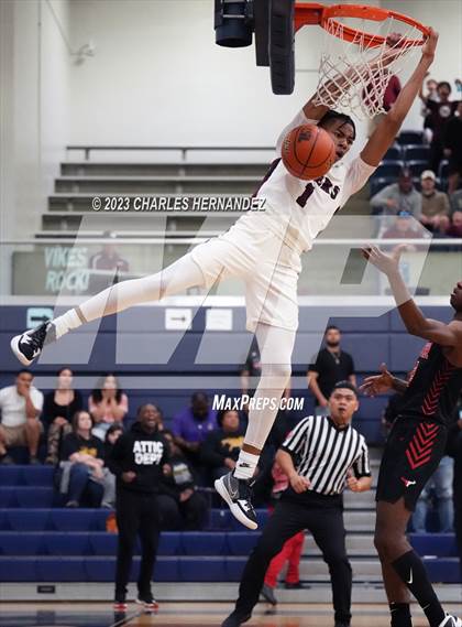Thumbnail 1 in Furr vs Silsbee (UIL 4A Region III Semifinal) photogallery.