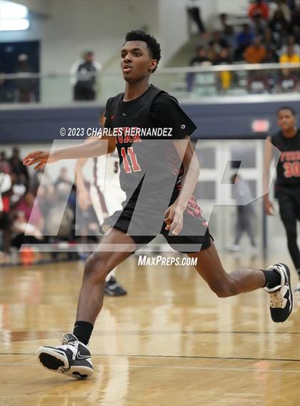 Thumbnail 1 in Furr vs Silsbee (UIL 4A Region III Semifinal) photogallery.
