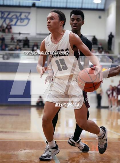 Thumbnail 2 in Furr vs Silsbee (UIL 4A Region III Semifinal) photogallery.