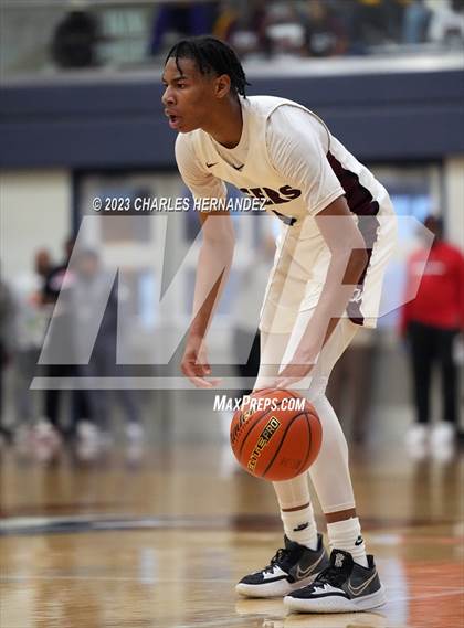 Thumbnail 3 in Furr vs Silsbee (UIL 4A Region III Semifinal) photogallery.