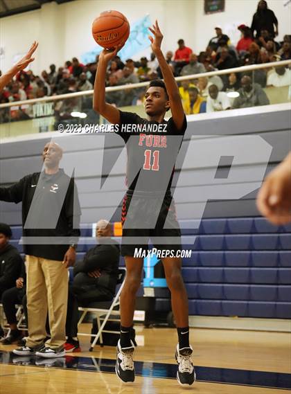 Thumbnail 2 in Furr vs Silsbee (UIL 4A Region III Semifinal) photogallery.