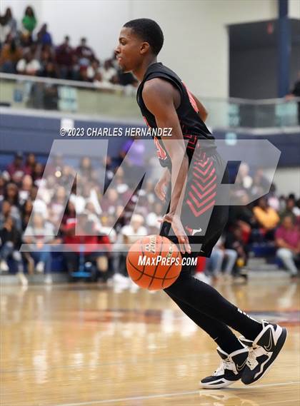 Thumbnail 1 in Furr vs Silsbee (UIL 4A Region III Semifinal) photogallery.