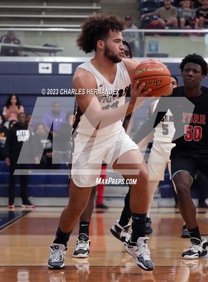 Thumbnail 2 in Furr vs Silsbee (UIL 4A Region III Semifinal) photogallery.
