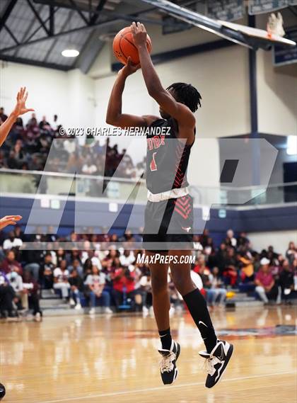 Thumbnail 2 in Furr vs Silsbee (UIL 4A Region III Semifinal) photogallery.