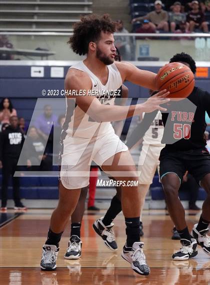 Thumbnail 3 in Furr vs Silsbee (UIL 4A Region III Semifinal) photogallery.