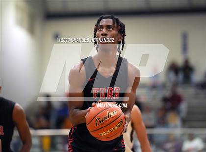 Thumbnail 1 in Furr vs Silsbee (UIL 4A Region III Semifinal) photogallery.