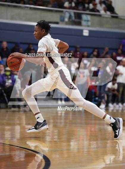 Thumbnail 2 in Furr vs Silsbee (UIL 4A Region III Semifinal) photogallery.