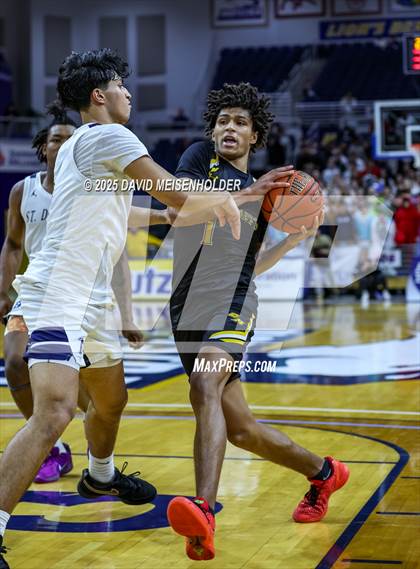Thumbnail 3 in St. Anthony's vs. St. Dominic's (CHSAA Class A Quarterfinal) photogallery.