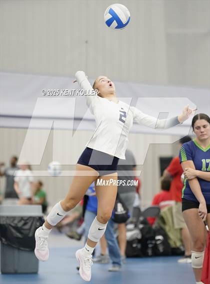 Thumbnail 1 in Franklin vs. Clarkston (Motor City Power Series) photogallery.