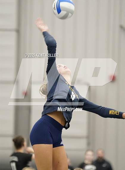 Thumbnail 2 in Franklin vs. Clarkston (Motor City Power Series) photogallery.