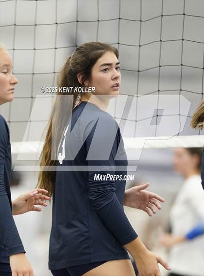 Thumbnail 3 in Franklin vs. Clarkston (Motor City Power Series) photogallery.