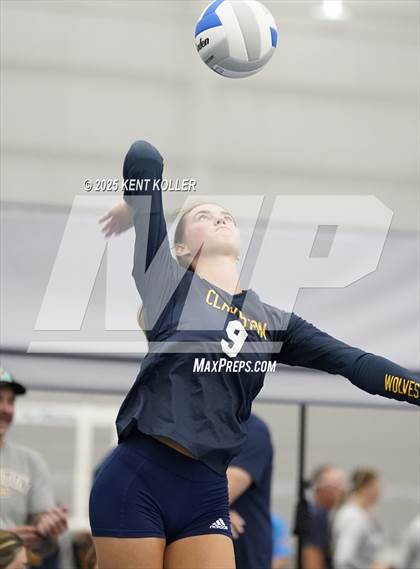 Thumbnail 3 in Franklin vs. Clarkston (Motor City Power Series) photogallery.