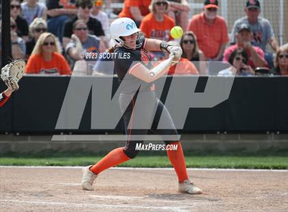 Thumbnail 2 in South Webster vs Portsmouth West (OHSAA D3 Regional Semifinal) photogallery.