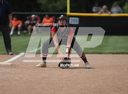 Thumbnail 3 in South Webster vs Portsmouth West (OHSAA D3 Regional Semifinal) photogallery.