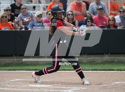 Thumbnail 3 in South Webster vs Portsmouth West (OHSAA D3 Regional Semifinal) photogallery.