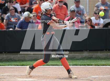 Thumbnail 2 in South Webster vs Portsmouth West (OHSAA D3 Regional Semifinal) photogallery.