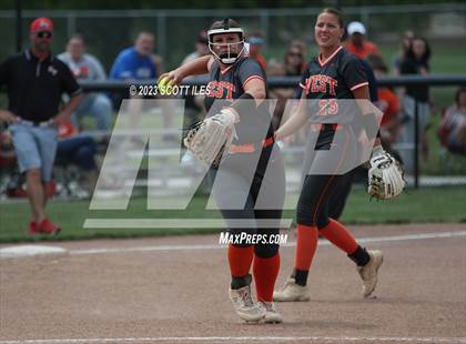 Thumbnail 1 in South Webster vs Portsmouth West (OHSAA D3 Regional Semifinal) photogallery.