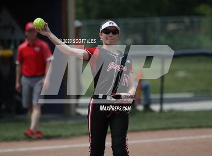 Thumbnail 1 in South Webster vs Portsmouth West (OHSAA D3 Regional Semifinal) photogallery.