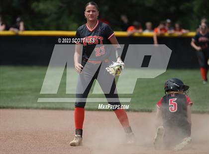 Thumbnail 1 in South Webster vs Portsmouth West (OHSAA D3 Regional Semifinal) photogallery.