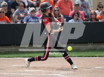 Thumbnail 2 in South Webster vs Portsmouth West (OHSAA D3 Regional Semifinal) photogallery.