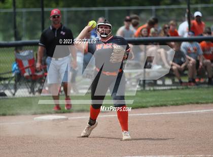 Thumbnail 3 in South Webster vs Portsmouth West (OHSAA D3 Regional Semifinal) photogallery.