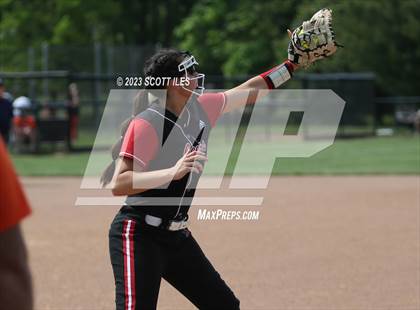 Thumbnail 1 in South Webster vs Portsmouth West (OHSAA D3 Regional Semifinal) photogallery.