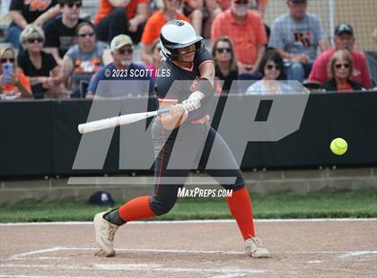 Thumbnail 1 in South Webster vs Portsmouth West (OHSAA D3 Regional Semifinal) photogallery.