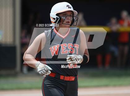Thumbnail 3 in South Webster vs Portsmouth West (OHSAA D3 Regional Semifinal) photogallery.