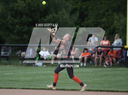 Thumbnail 1 in South Webster vs Portsmouth West (OHSAA D3 Regional Semifinal) photogallery.