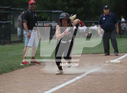 Thumbnail 2 in South Webster vs Portsmouth West (OHSAA D3 Regional Semifinal) photogallery.
