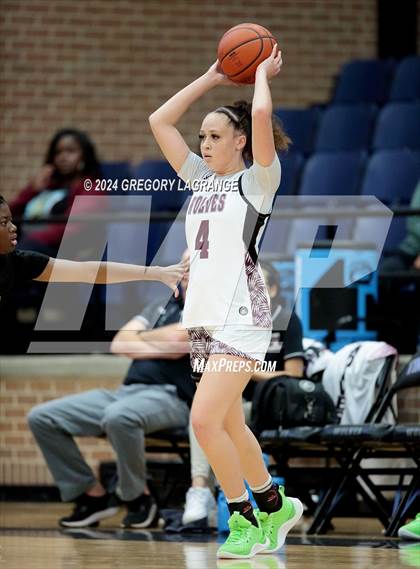 Thumbnail 2 in South Grand Prairie vs Mansfield Timberview photogallery.