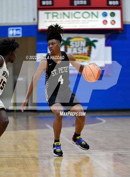 Thumbnail 1 in St. Petersburg vs Winterhaven (Sunbash Tournament) photogallery.