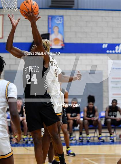 Thumbnail 2 in St. Petersburg vs Winterhaven (Sunbash Tournament) photogallery.