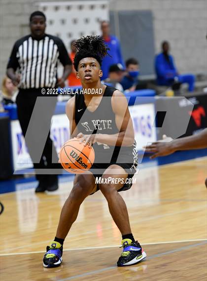 Thumbnail 3 in St. Petersburg vs Winterhaven (Sunbash Tournament) photogallery.